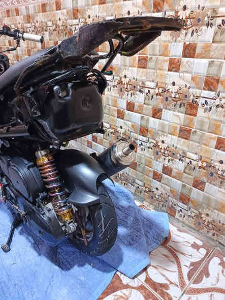 سلام عليكم دراجه لبيع مفتوحه مره وحده 49 بلاد سلف هندر شغال سعر 550 وبيه مجال ***********
