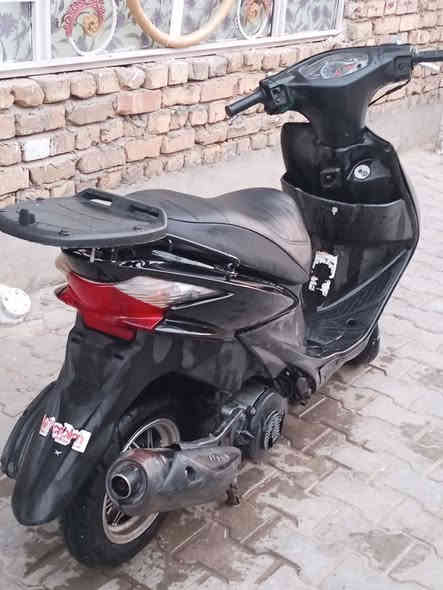 ادرس ياباني حديث كله شغاله مابيه كل نقص نوزل مكفول مفتوحه رايمر ب650وبيه مجال  ***********
