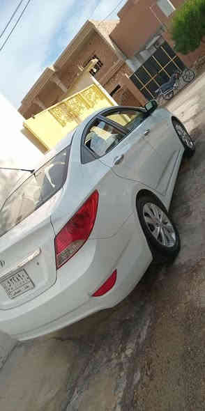 السلام عليكم
اكسنت موديل 2011 
محرك 1600 دوش
مكفوله وبيه سونار
سياره حيل نضيفه واحلى من صور بعد
رقم بغداد مشروع وطني تحويل مباشر
السعر المطلوب 109 
مكان السياره الانبار قضاء عنه
للتواصل على هذا الرقم ***********
