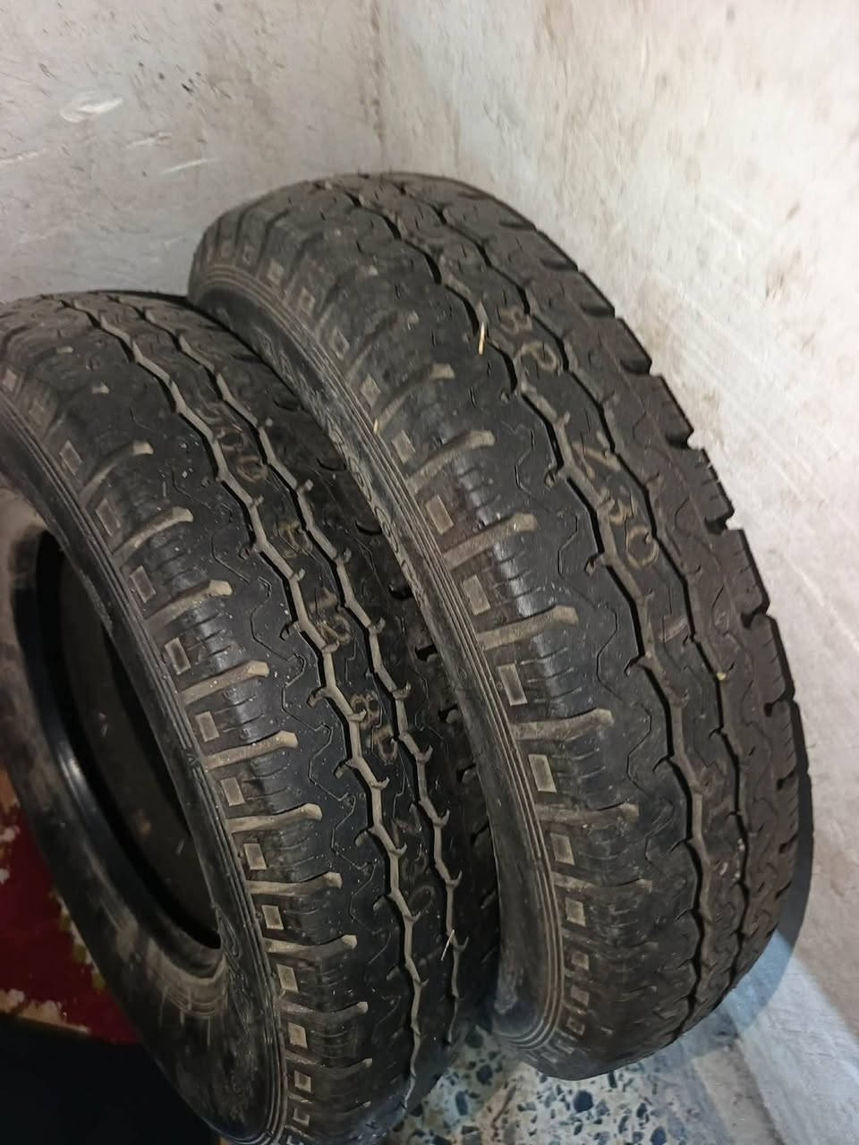 سلام عليكم تايرات للبيع مال كيه حمل مسكر 
اصلي صناعه كوري غير مستخدم بس متروكات 85 وبيهن مجال مكان بابل الحله ***********

