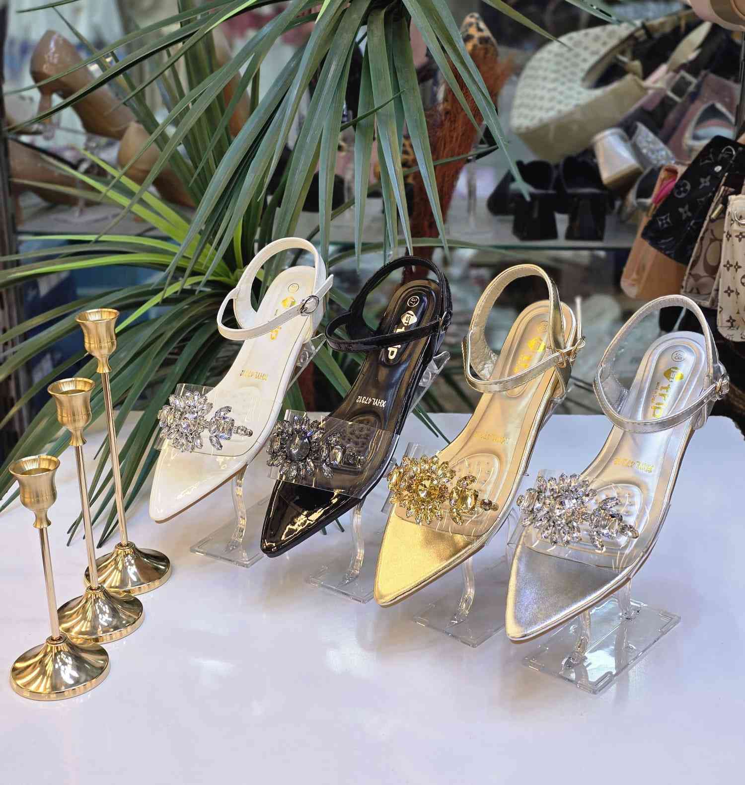 للبيع بسعر مناسب ويوجد توصيل وكل القياسات


**إذا كنت صاحب هذا الإعلان وتريد حذفه لأي سبب، رجاءا أرسل رسالة إلى الدعم الفني**