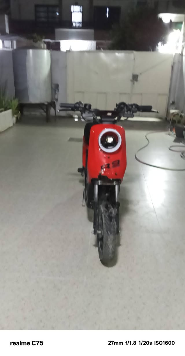 السلام عليكم دراجه شحن ار 9 معروضه للبيع موديل 24 دراجه كلش نظيفه خمس بطاريات جديد مشهض انطيني شرط سعره فقط 380,000 بمجال قليل كلش اللي يريده لا يكتب لي بالتعليقات ما جاوب رقم تليفون ***********
