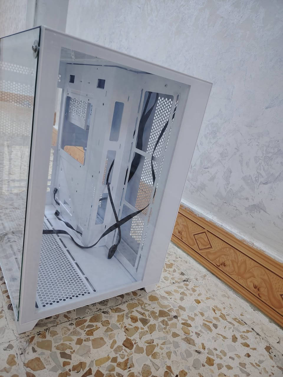 السلام عليكم
نوع Mid-Tower ياخذ جميع البوردات

السعر ٤٥ الف مع التوصيل مبدل جامة

وبدون براغي نظيف جدا


**إذا كنت صاحب هذا الإعلان وتريد حذفه لأي سبب، رجاءا أرسل رسالة إلى الدعم الفني**