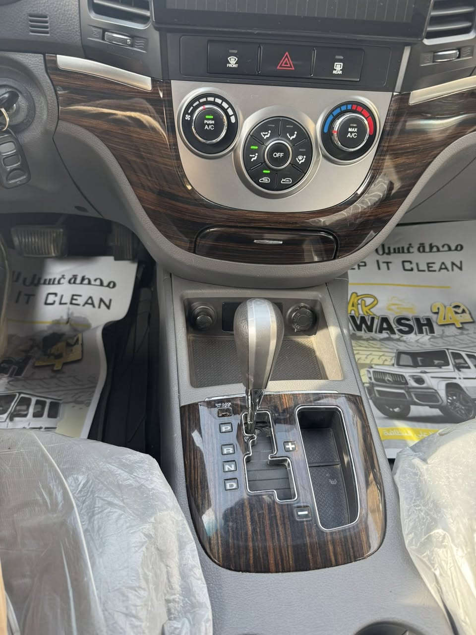 سنتافي 2011
وارد محرك 2400 
بيها بابتين صور حادث ناشرهن 
ماشيه 81 سياره نضيفه وجاهزه 
محرك كير تبريد تدفئه كفااله 
رقم بغداد جديد وهزه جديده 
السعر 122 للاستفسار ***********
