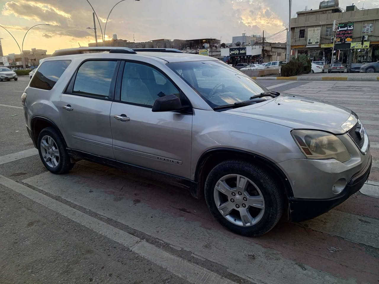 للبيع او مراوس حسب القناعه
جمسي اكاديا موديل 2008 رقم اربيل الدولي
7راكب شاشه لمس تحديد سرعه تحكم خلفي  كامره خلفيه دواره نضام ترحيب تشغيل عن بعد 3 قطع تبريد غرفه vip كشنات كهرباء محرك 6 سلندر حجم 3600 نوع vvt بلاد المرغوب كير محرك كهربائيات كله بشرط تحويل وكاله بشرط ترايك 200 للبصره حادثها جاملغ خلف السائق و3 قطع كلير فقط سعرها 83 وبيها مجال للشراي ويرهم مراوس هم برقم شمالي

***********
مكانها كركوك
