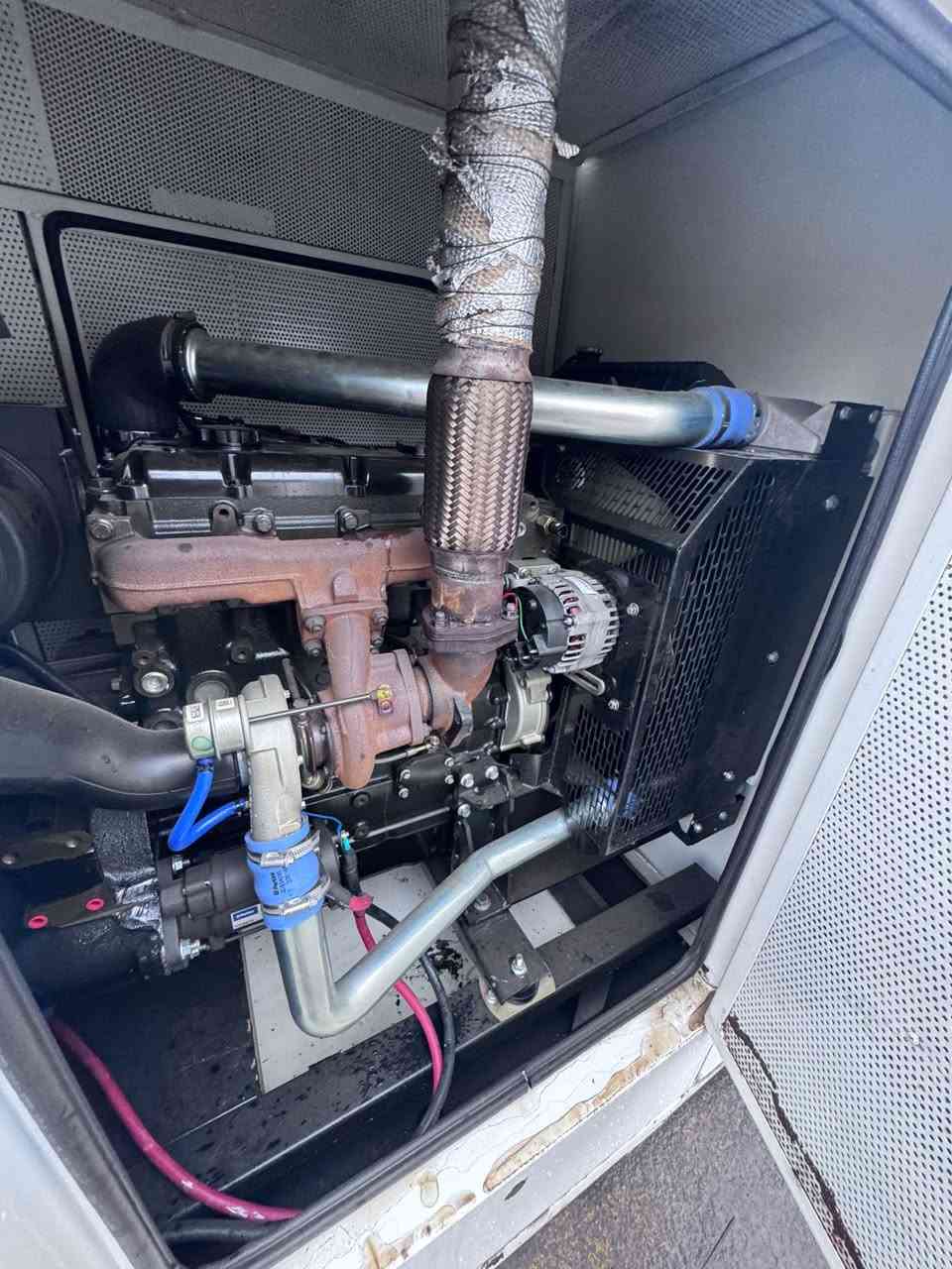 🔵رمضان مبارك 🌒 
🔵مولده 100كيفي بيركينز انكليزي اصلي
🔵4بستم  بلاديه
🔵شرط مامفتوح برغي ولا محرك
🔵كاتم فول موديل حديث
🔵للتواصل واتساب رقم***********
🔵توصيل لكافه  المحافظات العراق الحبيب 
🔵العنوان اربيل شارع 100
مولدات سلسبيل العراق
