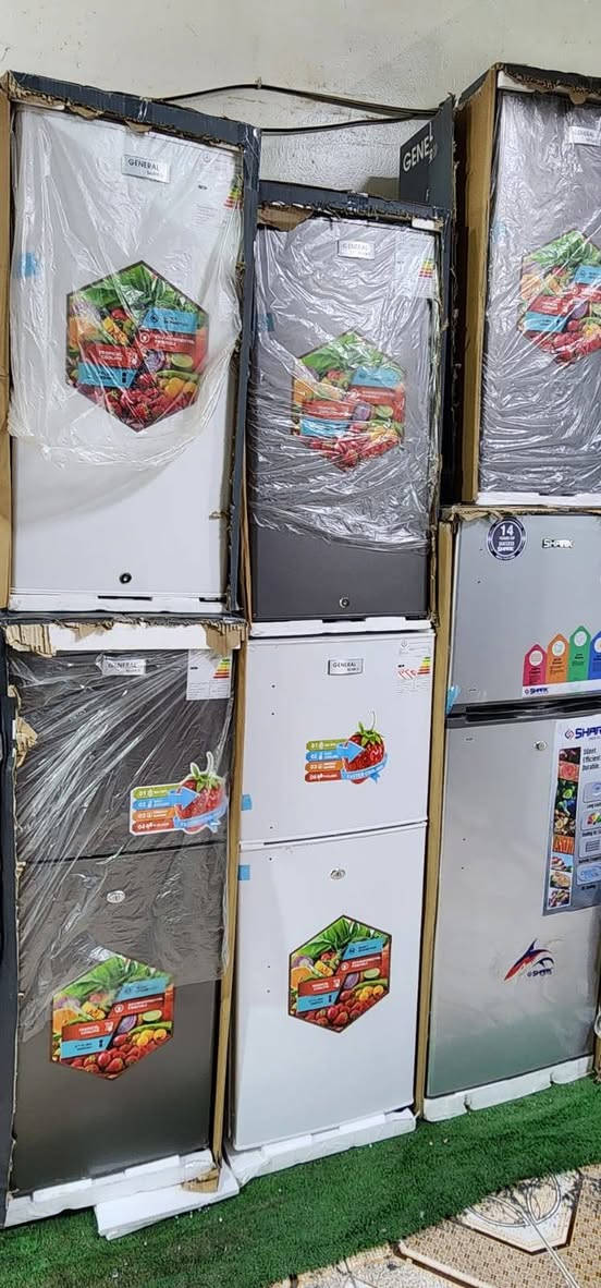 رجعنالكم بعد العيد كل عام وانتم بخير تقبل الله طاعاتكم  توفر لدى مجمع الشوشي ثلاجات بجميع الاحجام وبالقسط المريح لحاملي ماستر كارد الرافدين ولمده ١٨ شهر للحجز او الاستفسار يرجى زيارتنا في موقعنا الكائن في الغزاليه شارع المرور مقابل سيد العروض او الاتصال على 
*********** متوفر واتس 
***********
