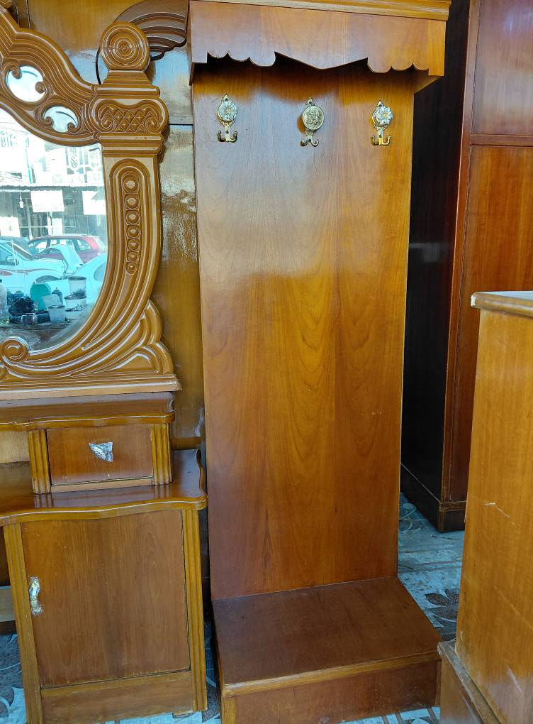 غرفه نوم ام الخمسه طابقين داخل وخارج صاج ضهر جرجوبه خمسه ملم عنوانه كوت حي الجهاد شارع النجارين نجارة ومعرض الحجامي الاتصال او مراسلة الصفحه ***********
