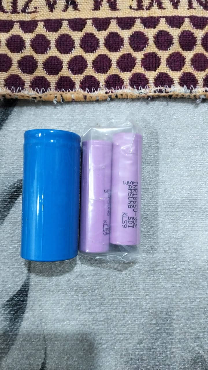 السلام عليكم عندي بطاريات ليثيوم جدد وسماعات لضعيفي السمع للبيع وكلمن وسعره وهذا رقمي للتواصل ***********
