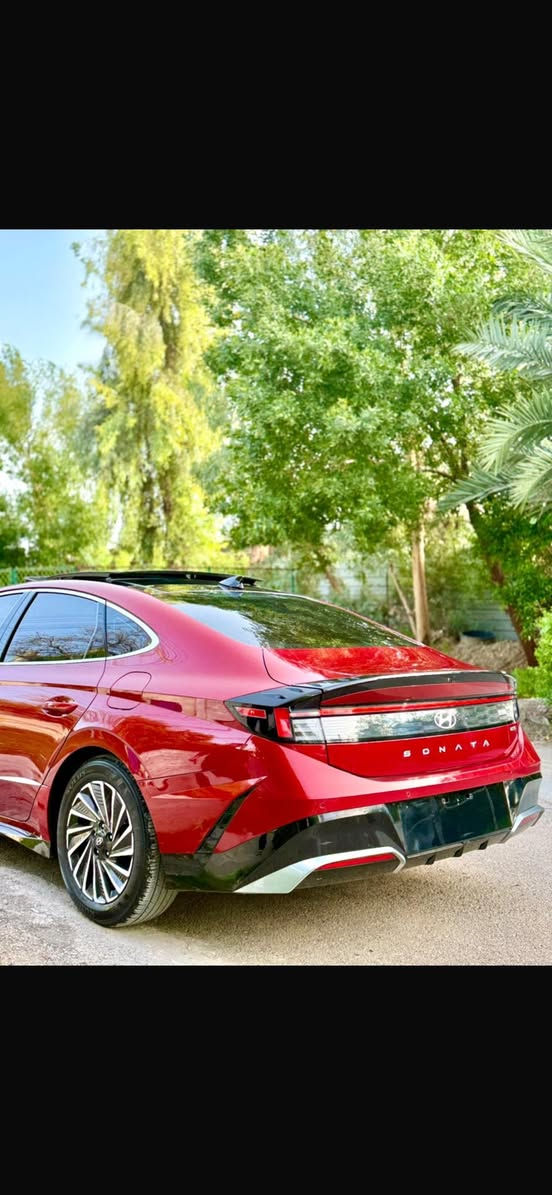 🚘 هونداي سوناتا 2024 هايبرد
🔹 محرك 2000
🔹 فئة لمتد — فول مواصفات للأخير
🔹 رقم بغداد وبأسمي

📌 السيارة جديدة جداً وبدون أي نقص

🔧 البنيد PDR بدون صبغ
▪️ وصبغ ربع چاملغ خلفي بسبب التحميل طخه بسيطة جانت  فقط

📸 صور الحادث مرفقة بالمنشور 

📍 الموقع: بغداد — حي تونس
السعر 217
📞 ***********
