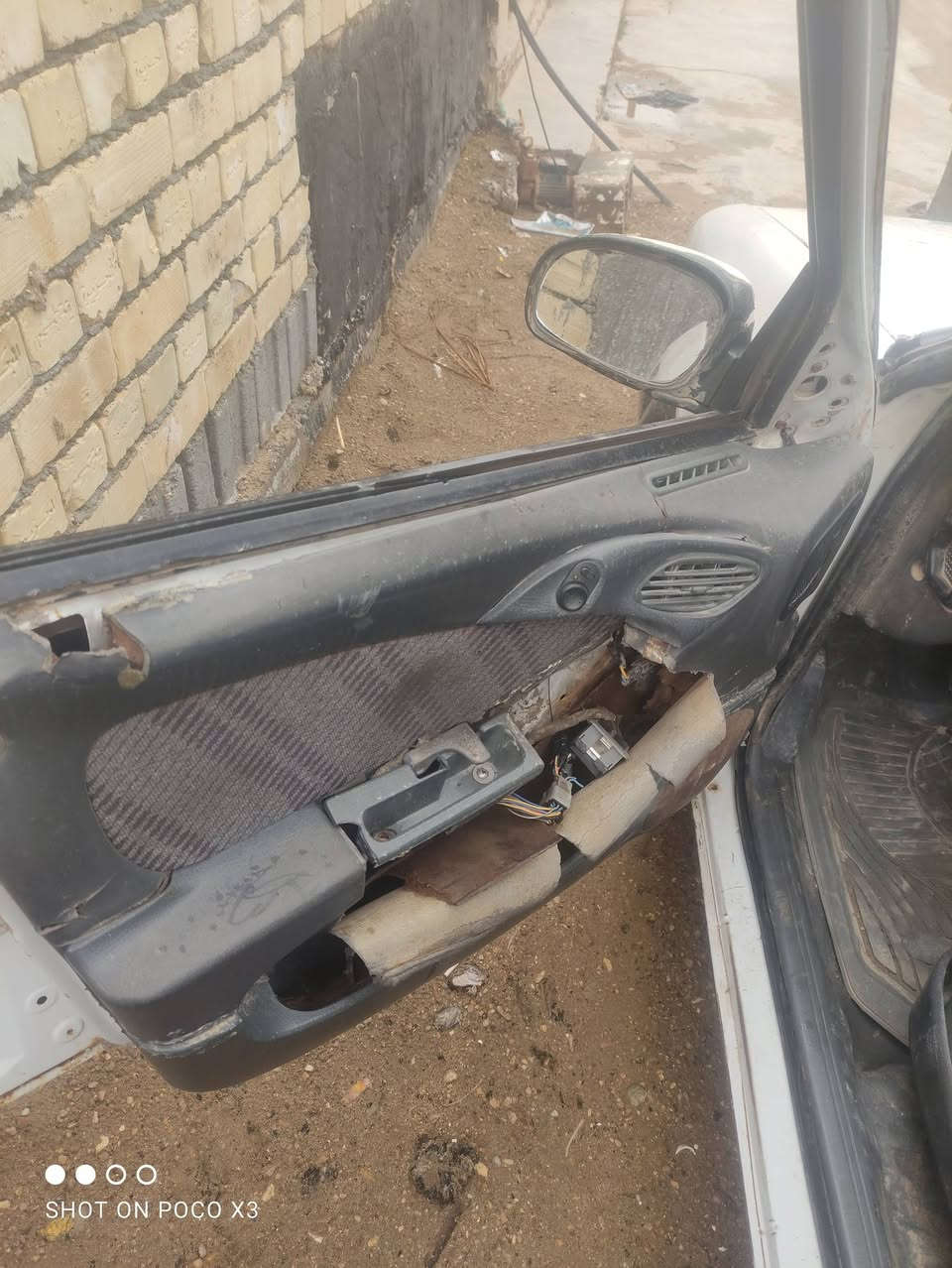 اسبروا للبيع رقم انبار كير ومحرك خير من الله كير عادي موديل 94سنويتها ل٢٨ السياره بيها عطل واحد مكان الطبله يحتاجله تبديل مكاني الفلوجه قرب الجسر الثالث السعر 18 ورقه للتواصل الخاص مفتوح تواصل وبيك خير وتدلل


**إذا كنت صاحب هذا الإعلان وتريد حذفه لأي سبب، رجاءا أرسل رسالة إلى الدعم الفني**