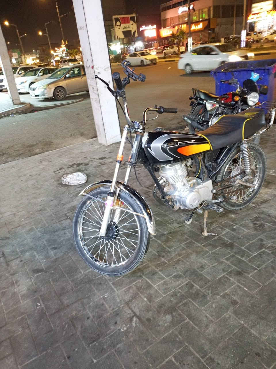 سلم عليكم درجة للبيع رقم وسنويه السعر مليون و400 وبيه مجال تعمير ***********
