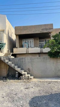 بيت طابق ثاني للإيجار  2 غرف نوم  صاله ومطبخ وصحيات  تفاصيل اكثر 07729...