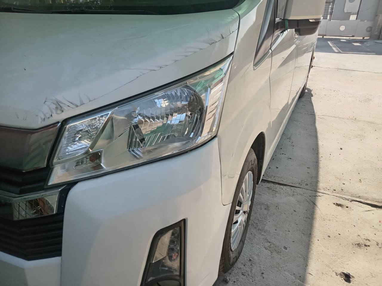 سلام عليكم ورحمة الله وبركاته
هايس كاز كازكاز فول مديل ٢٣ أربيل السياره بالبصره ماشيه ١١٨الف بارد بالجاملق الخلفي الصفحة القصيره وخشم بالجاملق الامامي للأستفسار  *********** ***********
غير متواجد ع النت
