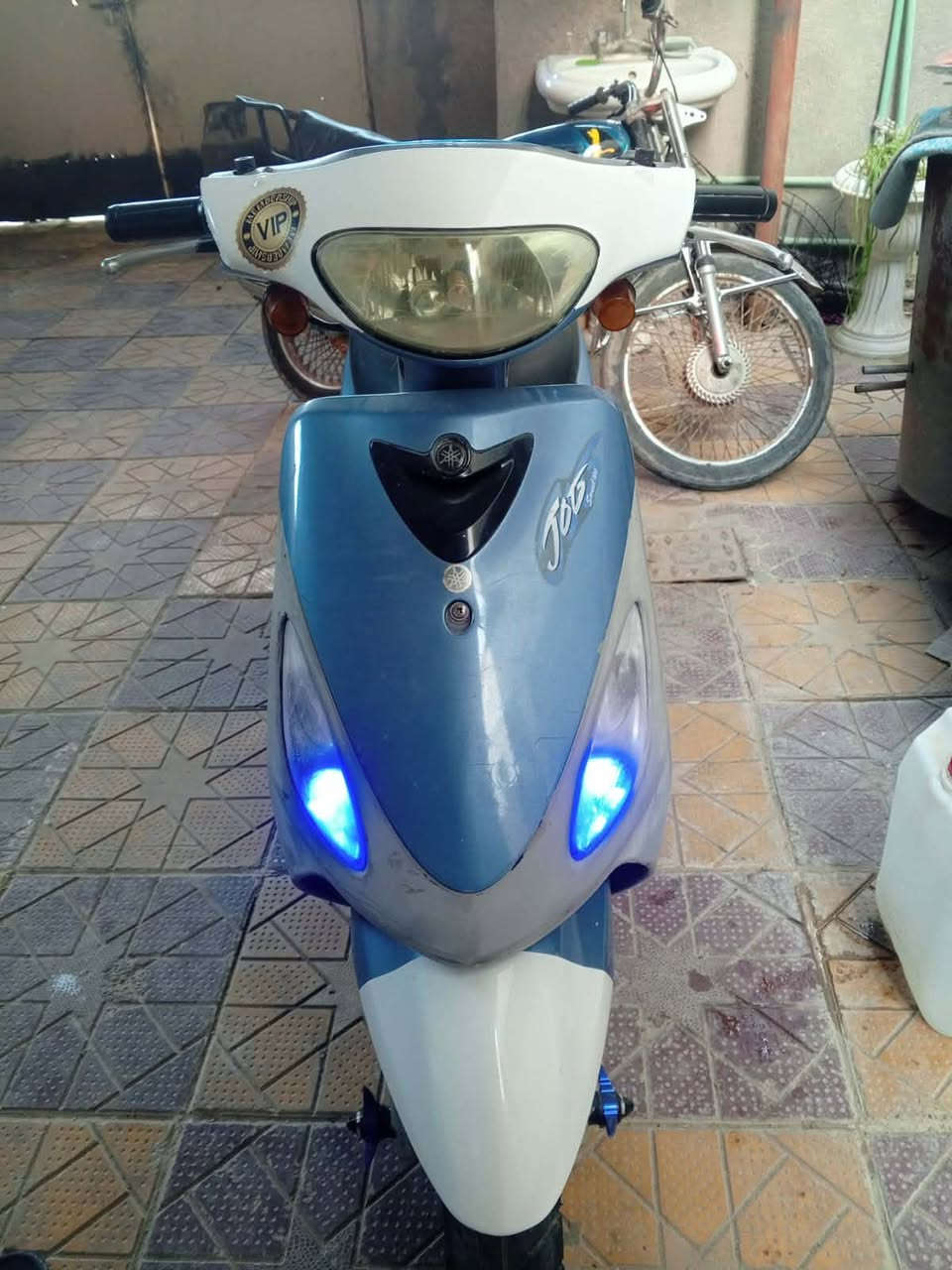 سلام عليكم دراجه ماكس منغولي للبيع  مكان السماوه دراجه حاويه مامفتوحه السعر خاص او التصال على الرقم ***********
