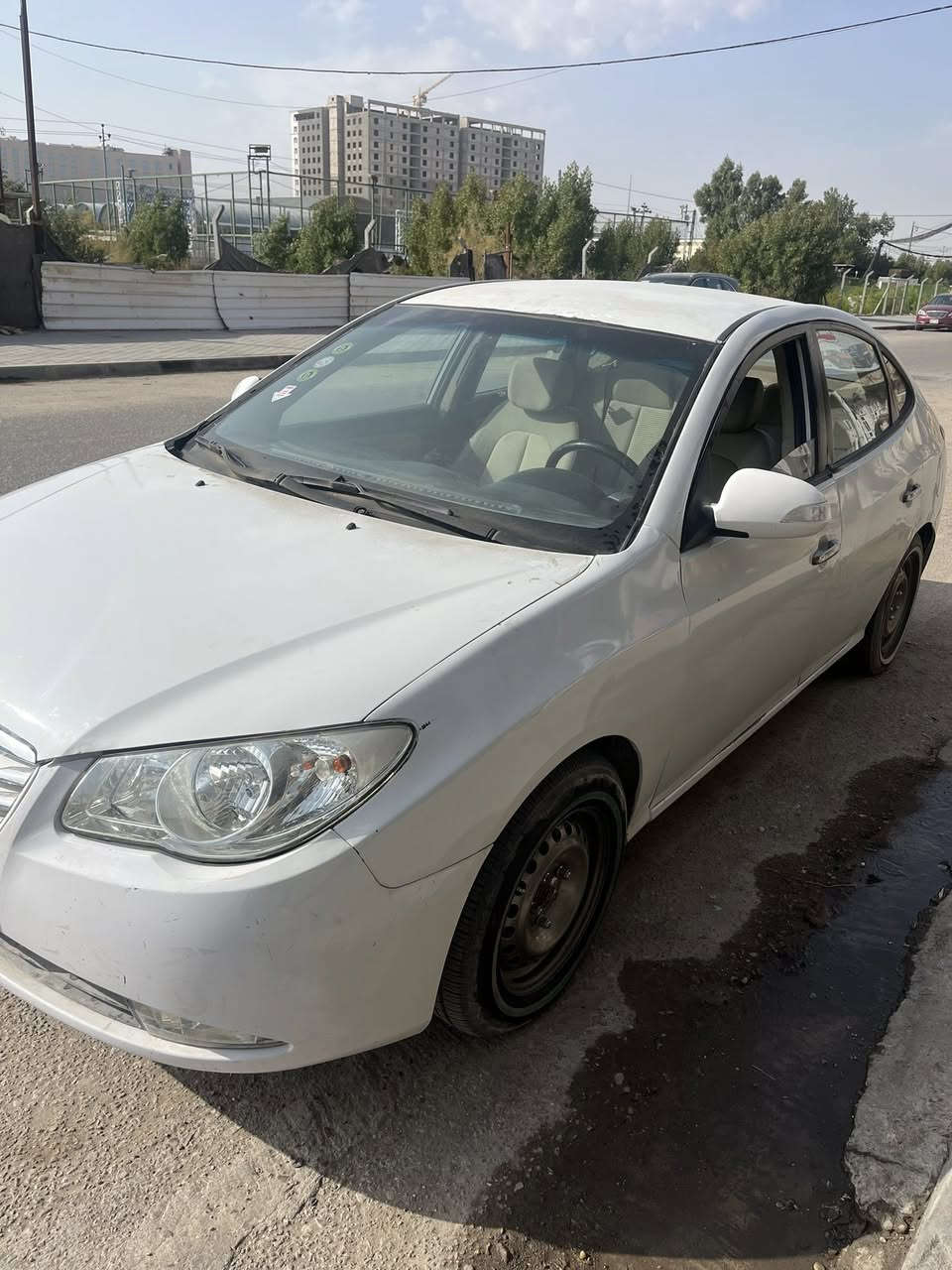 الانتره ١١رقم اربيل جديد تريد وكاله تريد مداور سياره بيه صبغ جاملغ وبنيد وباب السايق وبيه نواقص بسيطه مكينه وكير جديد سياره ب٨٦وبيه مجال بسيط مكان سياره نجف***********
