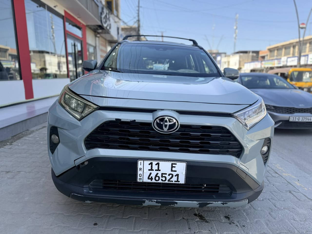 السلام عليكم السياره للبيع المكان بغداد المحموديه 
راف4 
الموديل 2021 
بانزين 
فول مواصفات 
وارد امريكي الحادث موظح بلصور 
السعر 205$
رقم التلفون ***********
@إشارة
