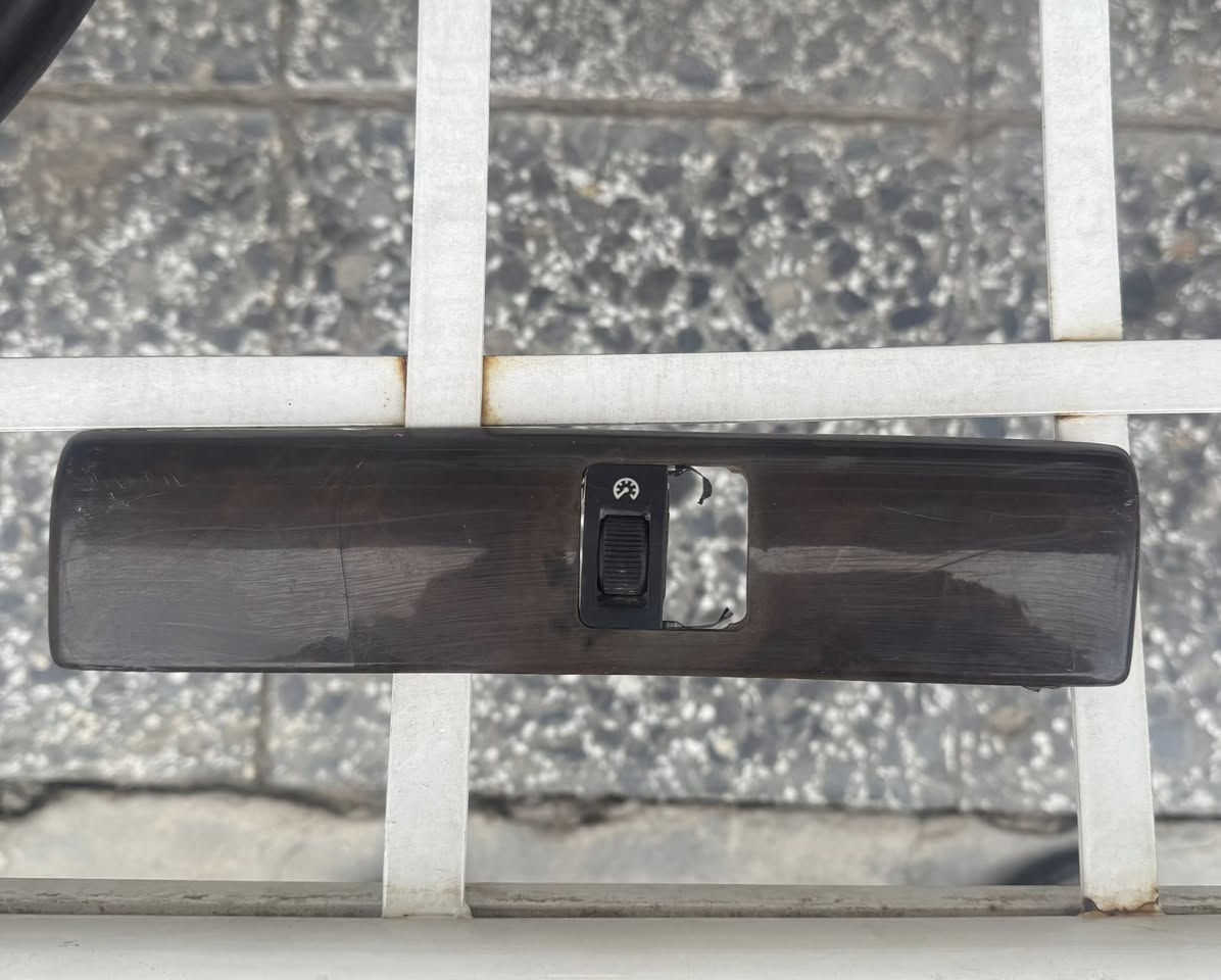 غراض bmw خفاش للبيع قيم واخذ 
شاشات عدد 2
ستيرن خفاش
مبخرة
قاعدة جكمجة
تحكمات تبريد 
اريد
ذراع كير مع السلكتر
يوجد توصيل داخل بغداد 
رقمي ***********
