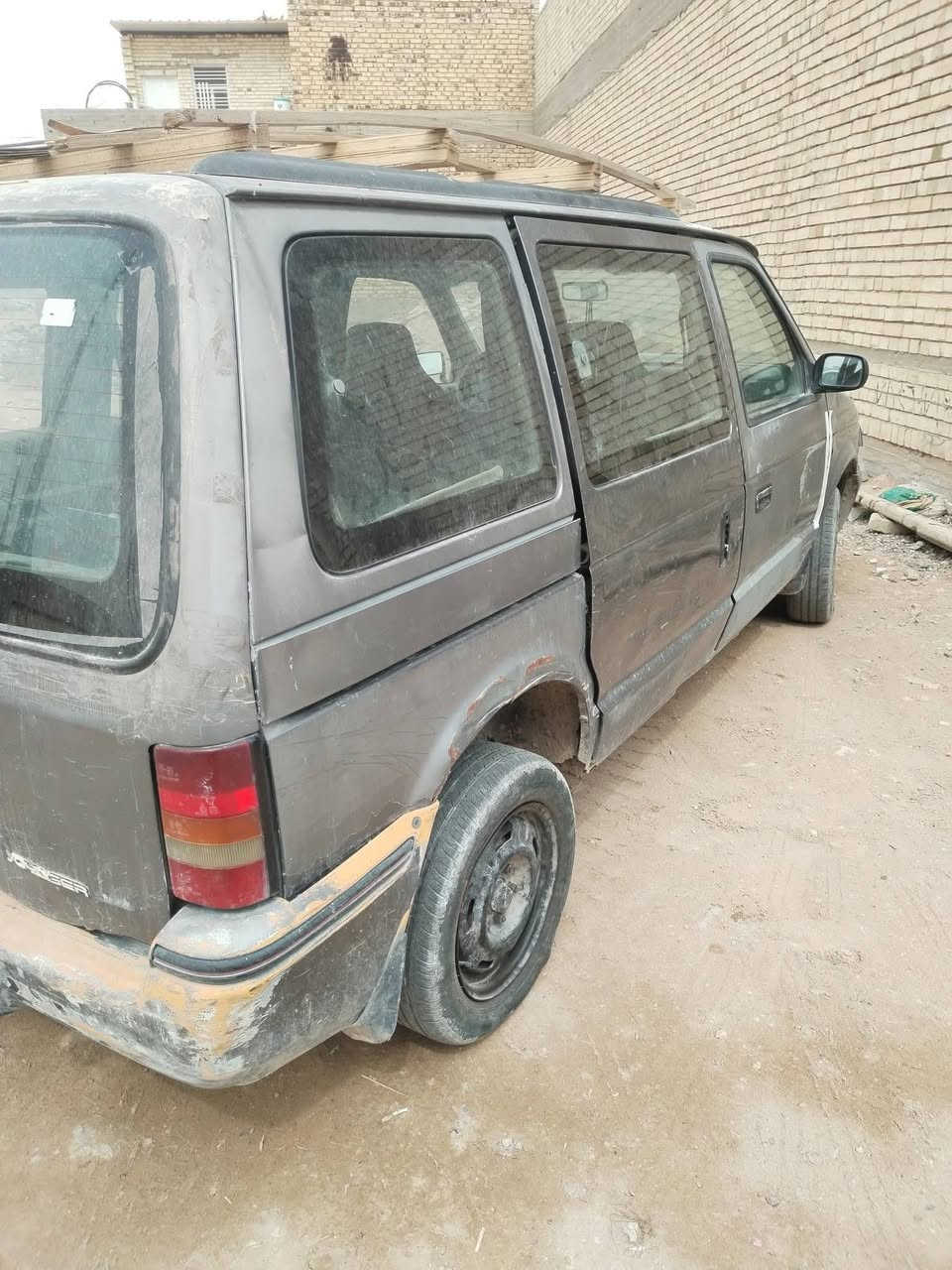 دوج كلايزر مديل 94
محوره مكينه وكير كرونه 2000
رقم نجف تحويل مباشر 
سياره مال عمل وين ماجان اطلع بيه مامحيرتني بس بانزين ودهن. 
مكان نجف حي النصر 
سعر 19 قفل
***********
