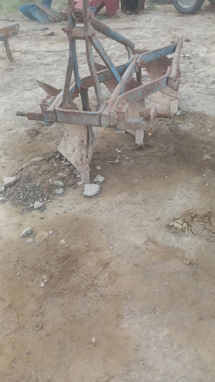 يالله خوان معدات لبيع ٣فدن لبيع ٢تركي ١٢ واحد سلوم ١١  وخرماشه لبيع  وكو توصيل  ***********
