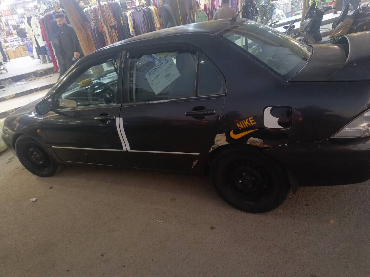 سلام عليكم لانسر للبيع موديل 2002 سنويه 2028 مكينه 2000 لا صرف ولا تبخير تخم تاير  جديد كهربائيات كلهة شغاله شاشه سياره خير من الله بسمي تحويل ثاني يوم السعر 55 وبيهة مجال مكاني ديالى شهربان رقم الهاتف ***********
