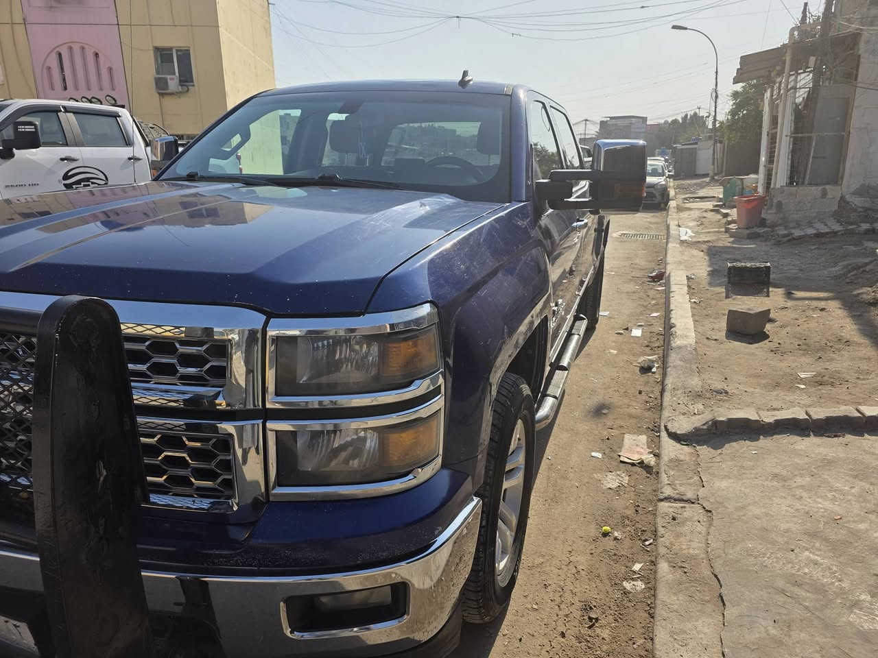 سلفرادو LT موديل 14
رقم بغداد ألماني 
باب طويل بدي قصير 2 ويل

كشنات كهرباء و تدفئة فرس وسطي 

تحكمات ستيرن جهتين 

كاميرا خلفية 

شاشة كبيرة

كير ومحرك شرط وكرنتي الأكسل ونة بعد 130 

حادثها بأمريكا موجود من ظمن الصور بالمنشور 

السعر 150$
العنوان بغداد الطالبية 

***********
