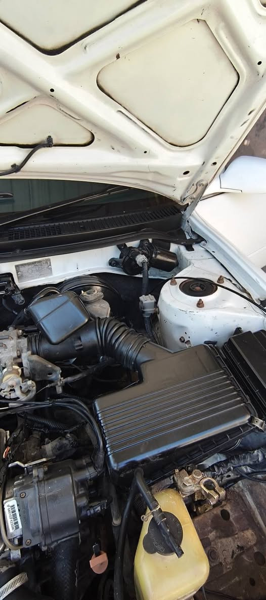 سلام عليكم كورله موديل 95مكينه توني شاده كير ومشط كارتون السياره مكفولة كفاله من الضربه مصبوغة عام مكان الناصريه هاذه رقمي ***********
