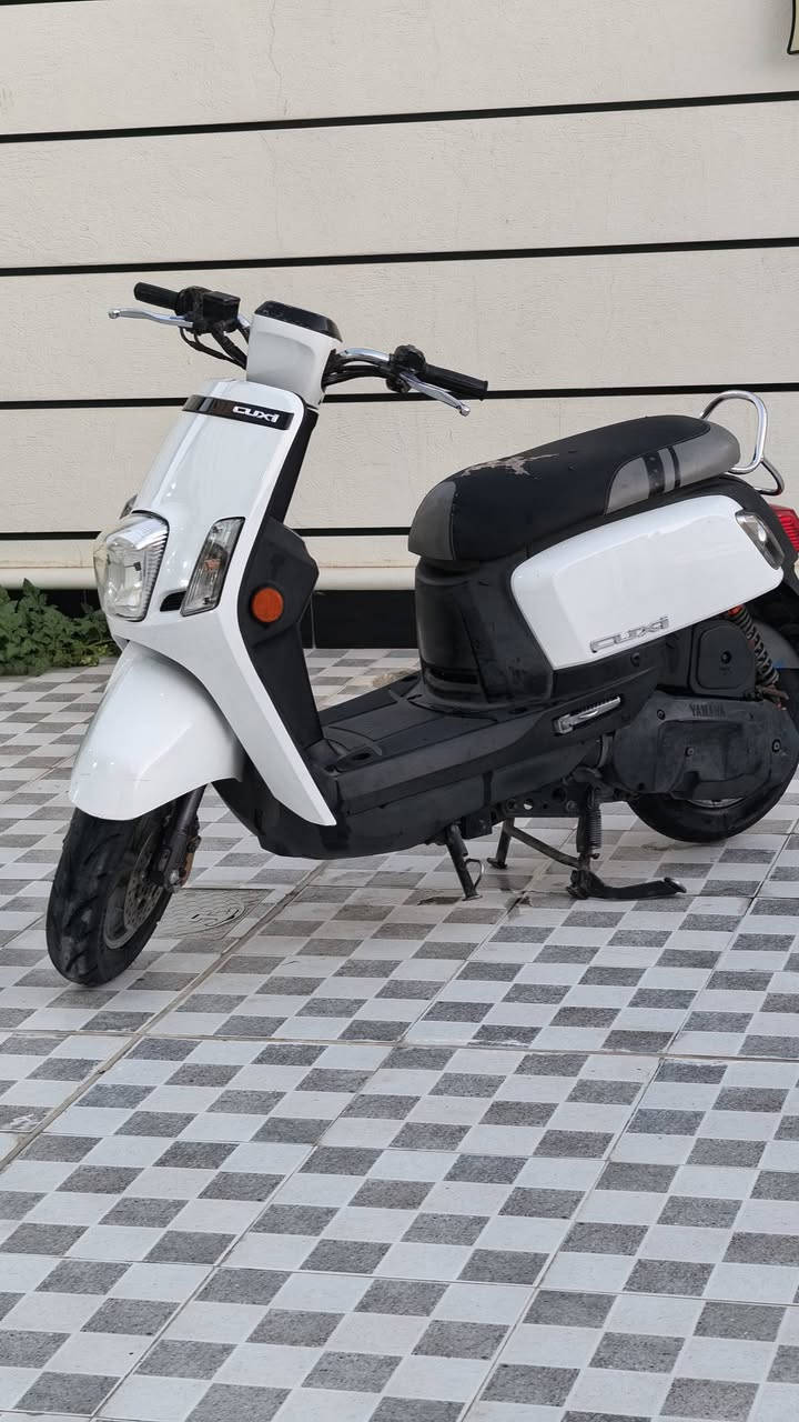 السلام عليكم دراجة ماكس بوليس مسطرة موديل 2012 نوزل 
دراجة شلعة ومعدل خير من الله الشراي يجي خاص او على الرقم ***********
