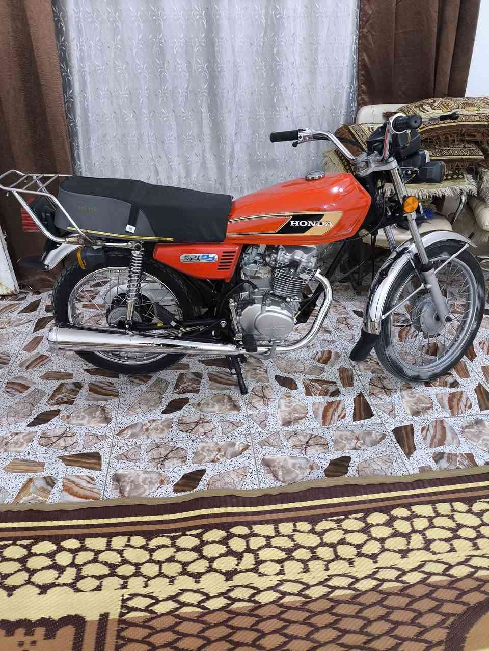 عندي هاي درجة للبيع السعر 850الورق بسمي موديل 2014وهاي صور درجة


**إذا كنت صاحب هذا الإعلان وتريد حذفه لأي سبب، رجاءا أرسل رسالة إلى الدعم الفني**