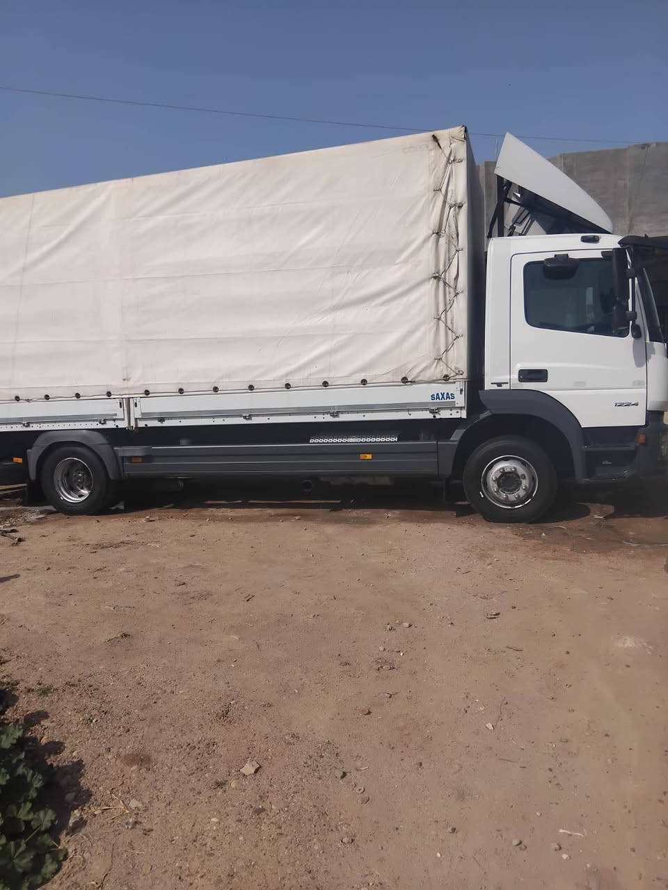 سياره اتيكو حمل وحش موديل2015
تخم تاير الحجم 2412
سياره جاهزه للشغل
ماشيه380
السعر 355$
وبيها مجال شيء بسيط
***********
