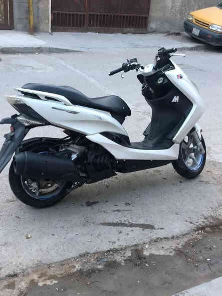 سلام عليكم ماجسته S للبيع درجه نضيفه ما بيهه شي كفراته ماكو نقص بيه بس جانت متروكه وشغلنهه بس بيها صوت من صفحت الراديتر (سعر ٩ورقات )بيها مجال مكاني (بغداد ،بغداد الجديدة) للتواصل (***********) موجود واتساب ؟
