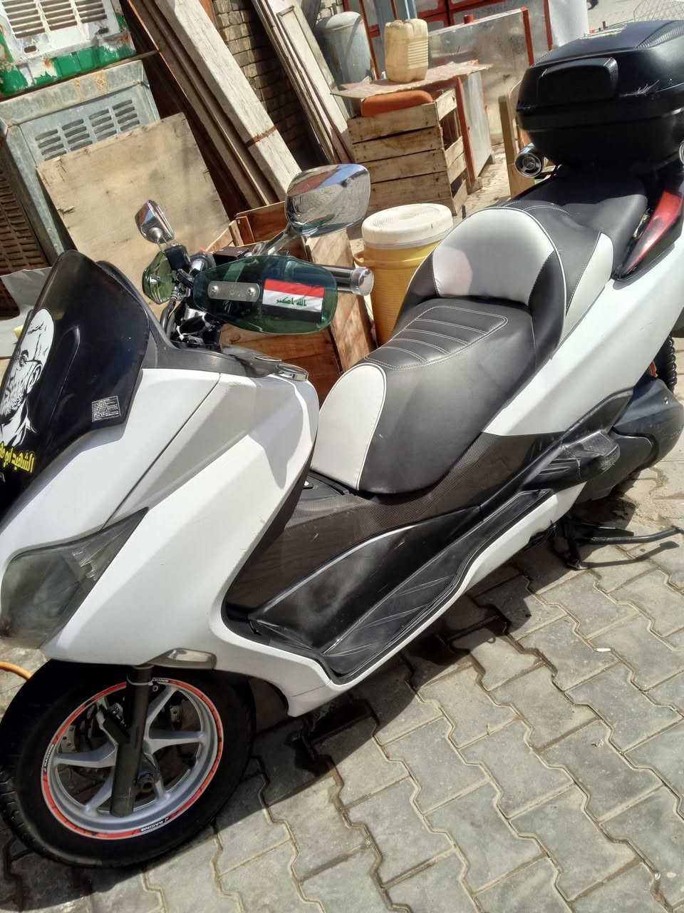 فورزا صفر 10
للبيع كامله مكمله تايرات جدد
كهربائيات كامله كولها شغاله
مكينه بلادي مامفتوحه مع دهن كولدن الالماني
لايت عالي ناصي 
بوجكتر امامي اظافي
جنطه كهربائيه خلفيه سستم اصلي شغال 
سماعات بلادي مع 2سمعات اظافي 
دبل اشاره شغالات كلهن 
ستاند كهربابي شغال 
دراجه خير من الله تراي وين مايعجبك 
مكاني كوت المركز 
للتواصل ***********
نقص فقط جاملغ امامي
