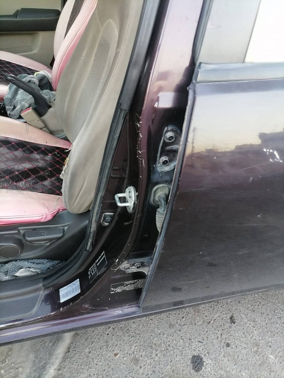 السلام عليكم ورحمة الله وبركاته الانتره ٢٠٠٨ بغداد باسمي تخم تاير كير جيدا اوتو خصوصي محرك ١٦٠٠ دكشن عالي شاشة وكامره رقم الموبايل *********** مراوس فقط باحدث إخوان ( رقم تم تبديل جديد)
