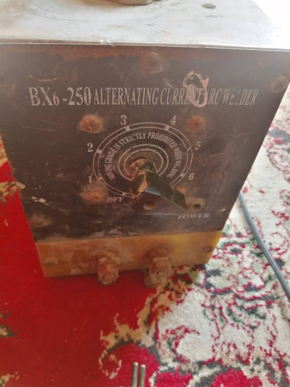 مكينه لحيم للبيع شغاله عل فحص عايزه فقط يدات سعر 60 الف مكاني نجف شارع المدينه رقمي *********** @إشارة
