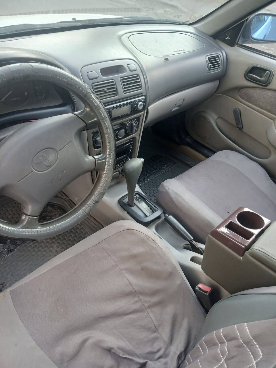 كورلا موديل 96 نظيفة كلش كير اوتوماتيك محرك 1800 محرك لاتبخير لاتنقيص سيارة ناعمةوخيرمن الله فقط مصبوغة احزام للجمالية  السيارة بااسمي رقم بغداد انكليزي سعر 55$ وبيها مجال حك الجية الاتصال على الرقم ***********
