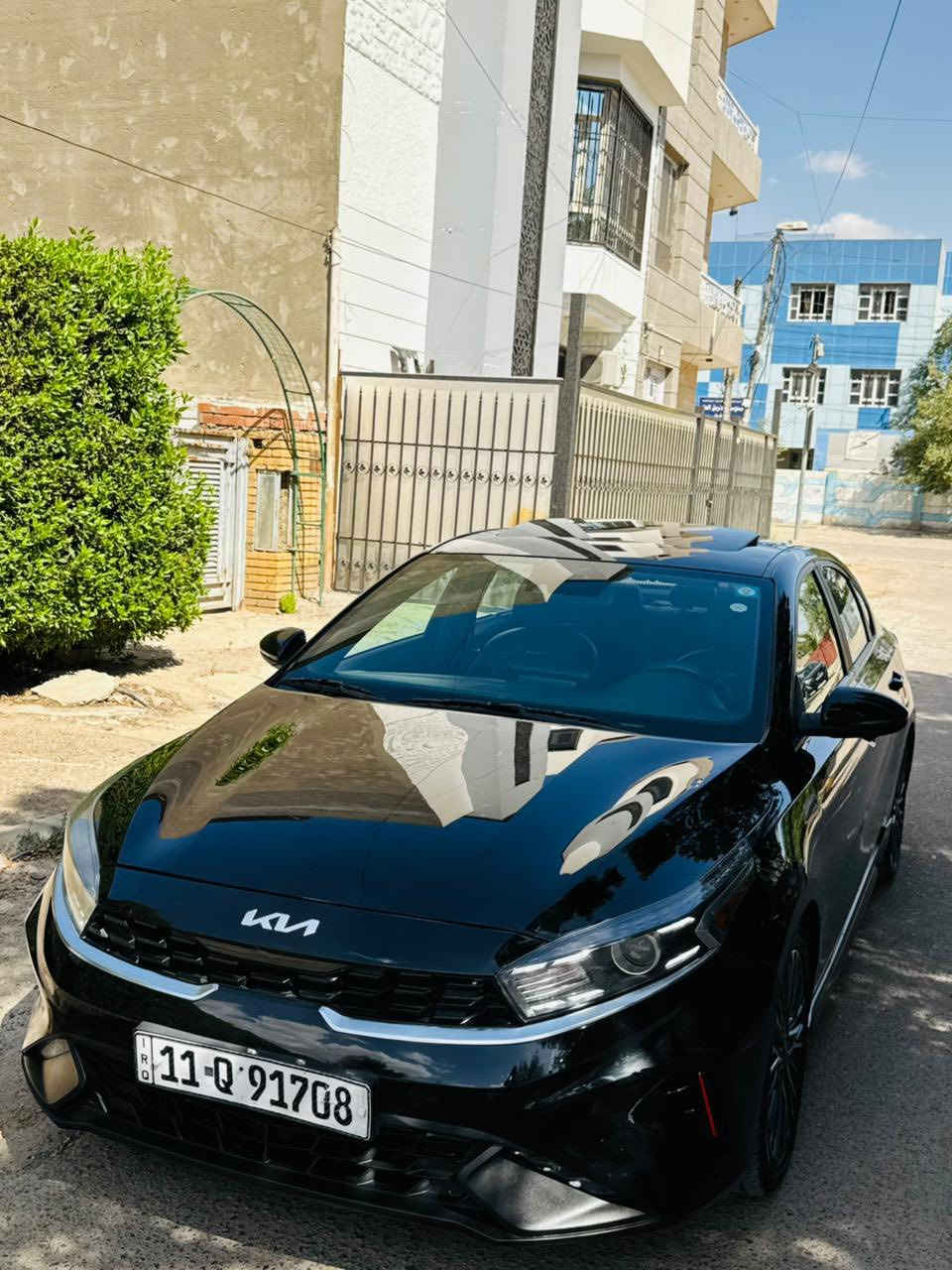 السلام عليكم للبيع فورتي 2023
رقم بغداد بسمي هزه وفحص جديده 
بيها البنيد فقط وبارد بسيط كلش 
 

مواصفات فول 1/1.       GTلاين 
فتحه سقف 
كشنات جلد + كهرباء 
تحكمات ستيرن 
شاشه جبيره + كاربلاي 
رادارات جوانب 
رادار امامي 
حساسات امامي خلفي 
تحديد مسار 
سايد بريك كهربائي 
مكينه 2000 دوش 
شفتات ستيرن 
مودات قياده سبورت ايكو 
كامره دواره 
دوس جانبيه 
تخم تاير 
لايت زنون

السعر 138 وبيه مجال 

المكان بغداد مدينه الصدر 
الرقم الهاتف 
***********

