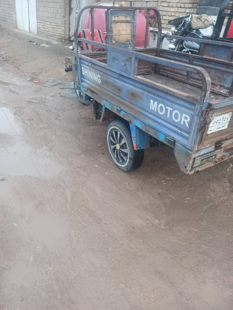 سلام عليكم ستوته للبيع جمره للبيع 2015
رقم الماني 
شاصي مكفول محرك جديد 
تخم تاير جديد
مكفوله كفاله 
سعر 1350 
***********
