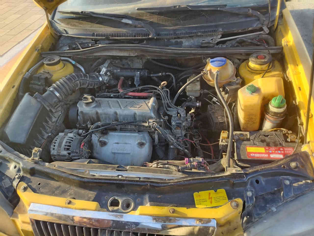 سلام عليكم شيري كوين موديل ٢٠١١ تبريد شغال محركه بي تبخير  كلج جديد مشط ستيرن  بيه مال كولف  سعره ٢٤ وبي مجال  مكان السياره بغداد الشعب ***********
