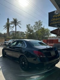 مرسيدس C300 • ٢٠١٧ • ٩٢٬٠٠٠ كم