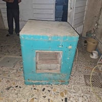 مبردة برفاب القديم كشر نظيف فقط زنجار ما نافذ يحتاج صبغ فقط متروكة بيه...