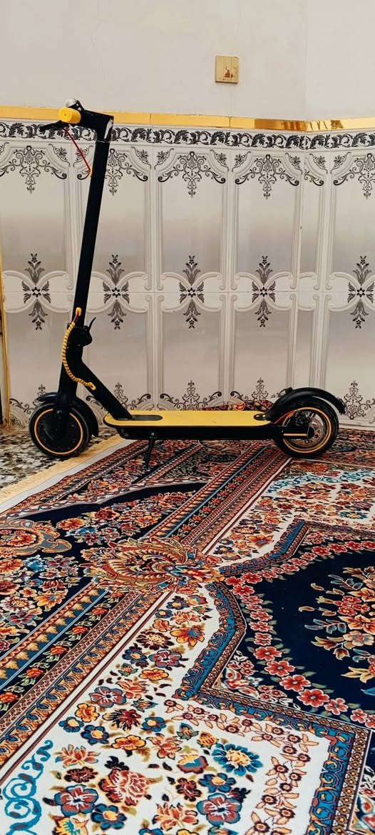 سكوتر شحن شغال عل فحص سعر 150يتحمل من عمر 8 الى 15سنه ثلاث سرع مكان بغداد مدينه صدر ***********
