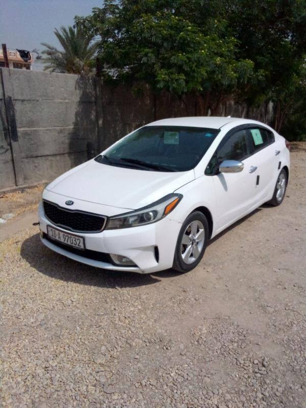 السلام عليكم
كيا فورتي 2018
 رقم بابل
مواصفات عاديه
كير محرك تبريد كفاله
كار بلي
كامره
للاستفسار الاتصال على
***********
