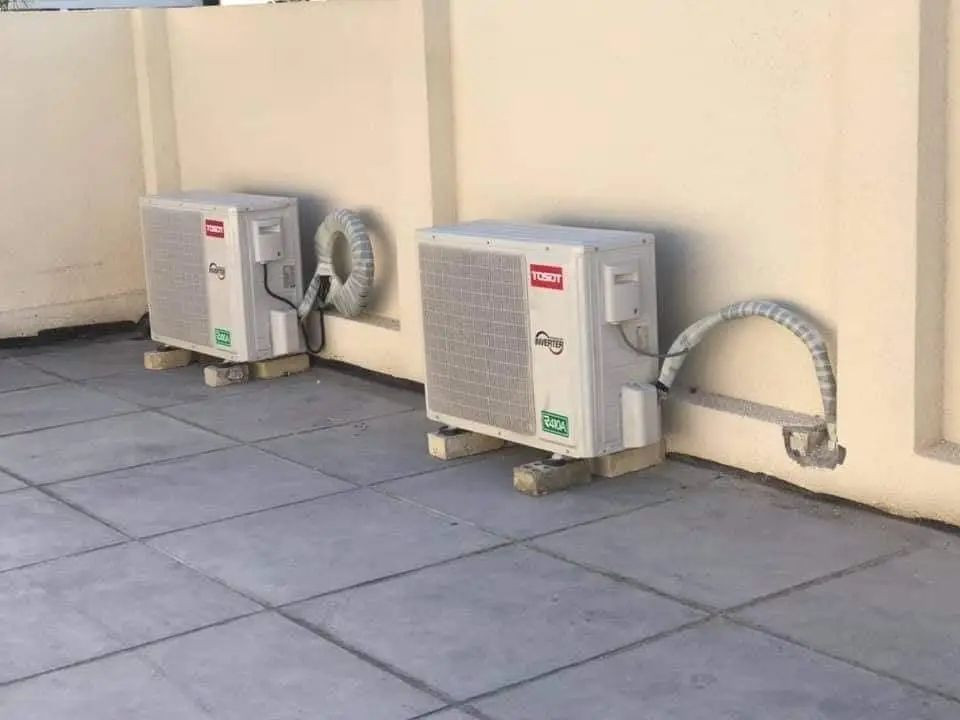 ورشه  اخوكم محمد العامري عالم التبريد 
صيانة وغسل ونصب جميع انواع السبالت
نصب سبالت/صيانة/الشغل كله ع الضمان موسم العنوان
-نجف كوفه 
شغل موقعي في جميع مناطق الرمادي
شحن غازR22 وغاز R410
تبديل عاكس/تبديل كمبريسر/بالضمان/ تنضيف القطع الداخلية والخارجية 
-سرعة وامانة في العمل
-عمل موقعي 
ورشة متنقلة في جميع نجف كوفه 
رقمي *********** محمد العامري رقمي بي وتساب
