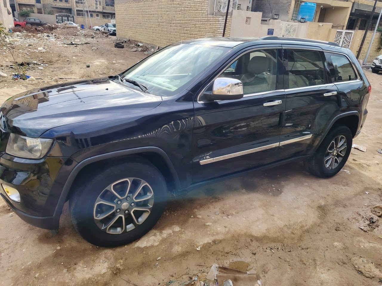 للبيع جيب 2011 سونار مرفق بلمنشور بدون ايرباك السعر ١٤٥ العنوان كوت مركز المدينه ***********
