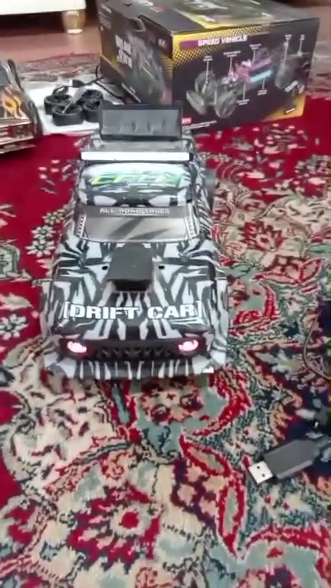 السلام عليكم عندي هذني السيارة درفت اريد الوحده 65 لشاري يصل على هاذا الرقم *********** اربيل فقط وماكو توصيل ادمن وافق بلا زحمه عليك
