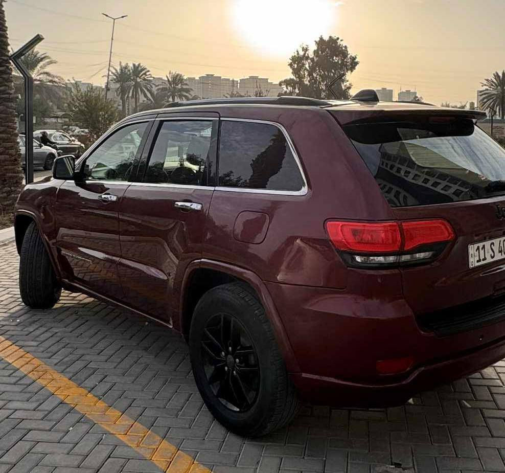 جيب شيروكي لمدد موديل 2019
سياره وارد امريكي حادثها موضح بالصور ضبغها بالحادث فقط البجم كبس حادثها جنطه ماشيه 112 الف كيلو متر محرك 3600 فول مواصفات بدون فتحه السياره بدون نقص رقم بغداد باسمي السعر 180 اذا امراوس يكون افضل موجوده بغداد


**إذا كنت صاحب هذا الإعلان وتريد حذفه لأي سبب، رجاءا أرسل رسالة إلى الدعم الفني**