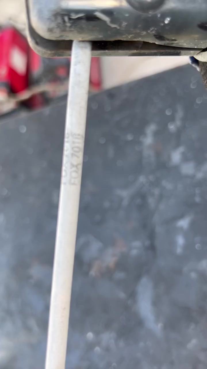 ماكنه لحام نوع لنكولن أمريكي الصنع 270 آمبير تلحم جميع المعادن ***********
