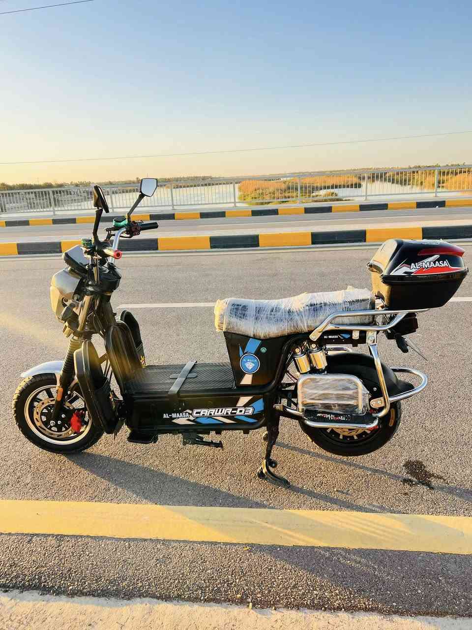 السلام عليكم موطور للبيع نضيف البطاريات نص عمر ما بيهن لا نفخ ولا شي السعر 400 وبيه مجال 
مكان الفلوجه النساف 
***********
