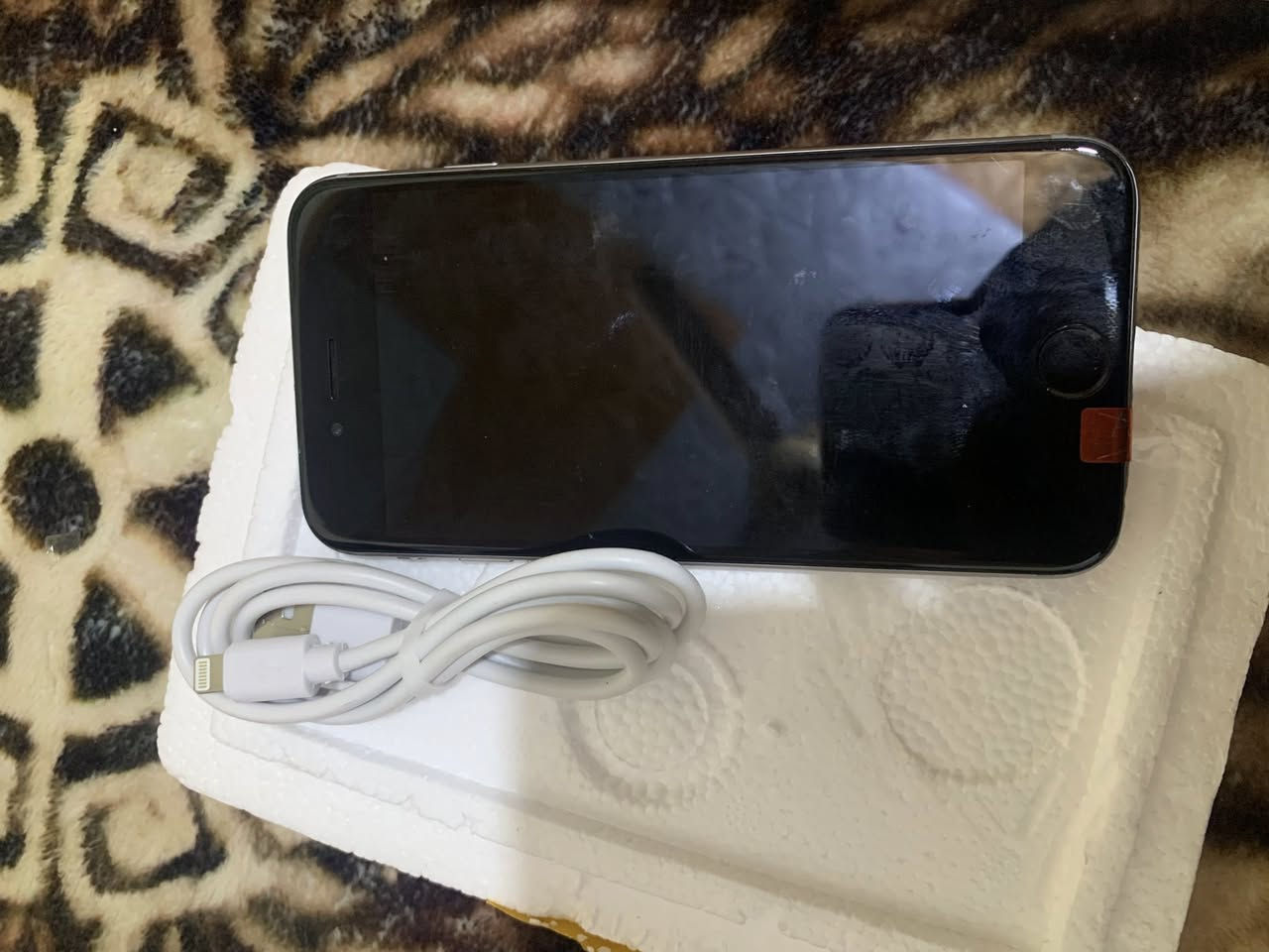 ايفون 6جديد وشغال 
بطارية 100بضاعة مكرتن برازيلي 
سعر 35بدون توصيل


**إذا كنت صاحب هذا الإعلان وتريد حذفه لأي سبب، رجاءا أرسل رسالة إلى الدعم الفني**