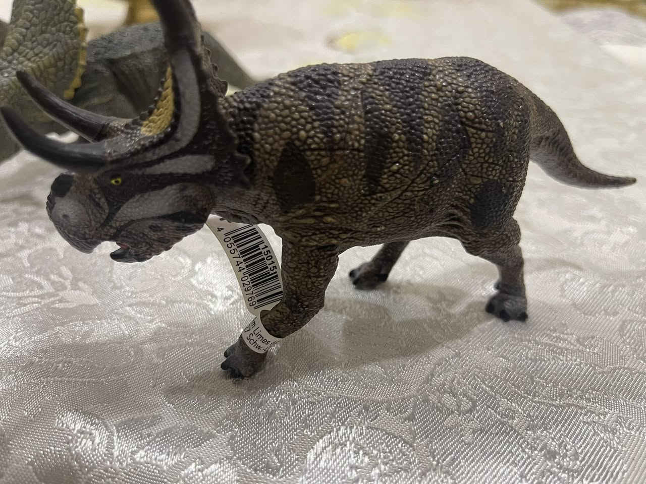 SCHLEICH 15015 Figurine Diabloceratops (Dinosaurs) Multicolore


**إذا كنت صاحب هذا الإعلان وتريد حذفه لأي سبب، رجاءا أرسل رسالة إلى الدعم الفني**